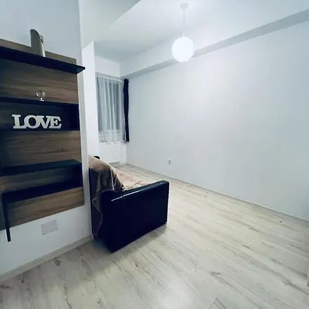 Apartament Cu 3 Super Spatios Apartment
